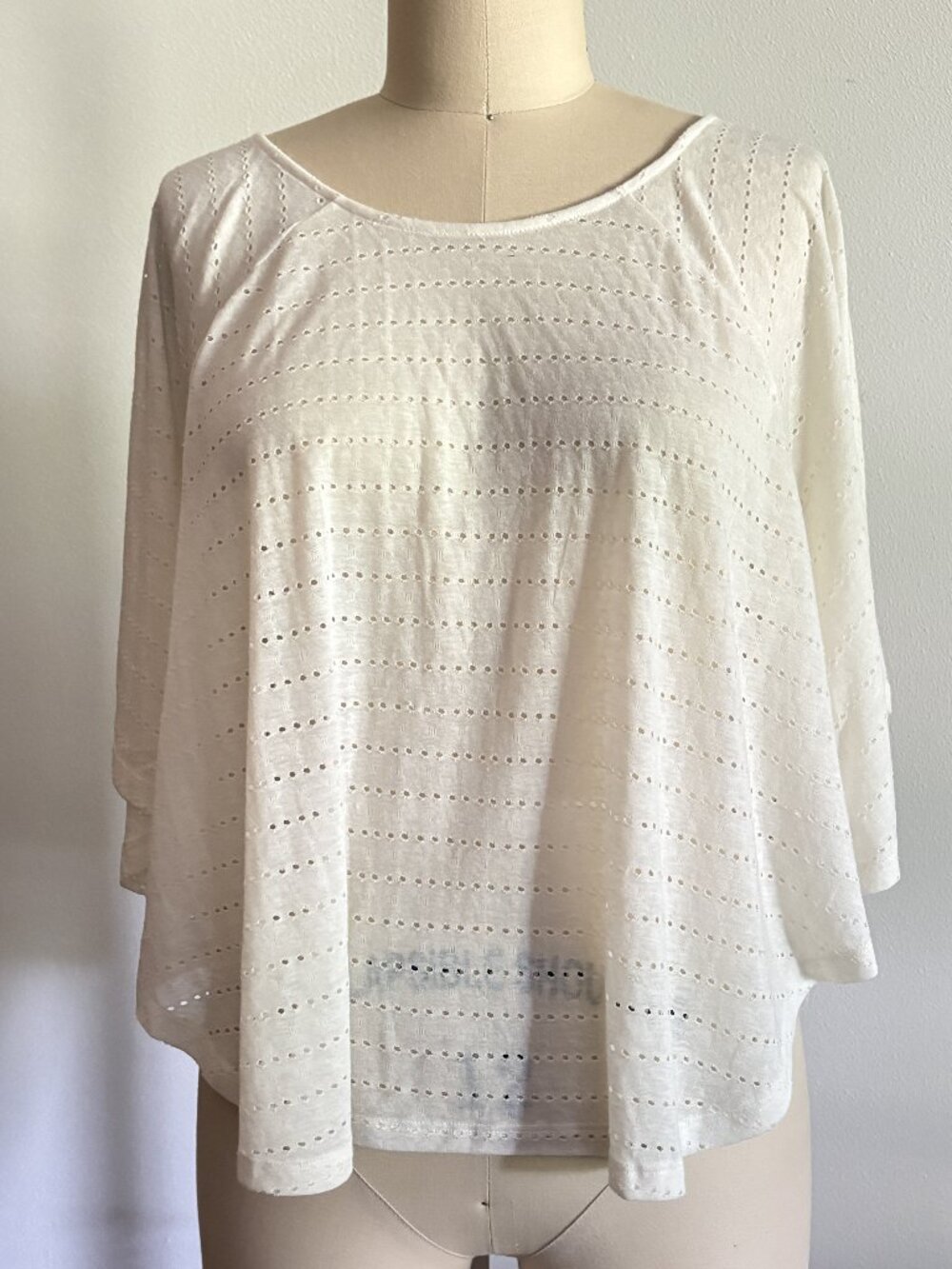 Off-White Eyelet Open-Knit Poncho Top – Flowy Pointelle Kimono Sleeve Blouse